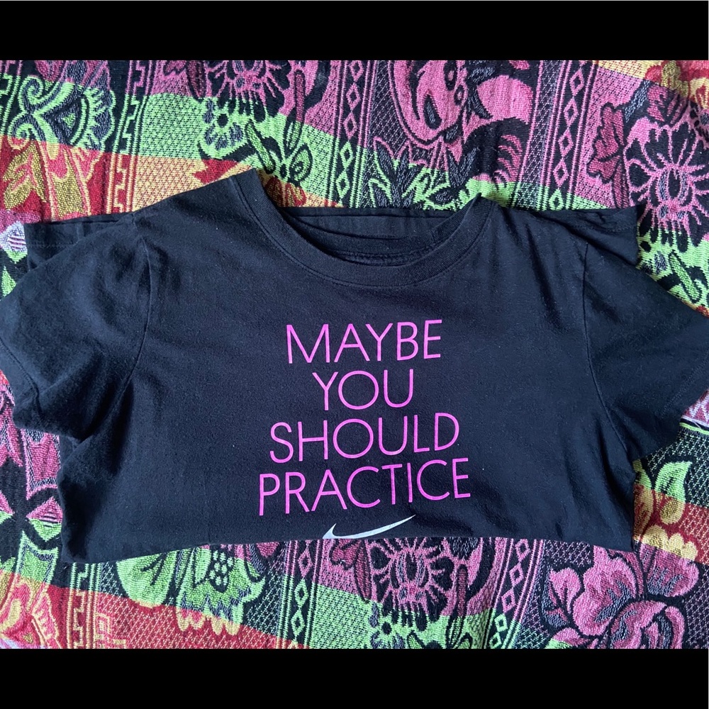 Girls Nike Shirt